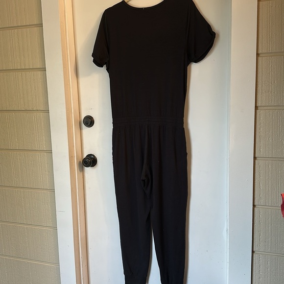 Vuori Jumpsuit black size medium - Picture 7 of 8